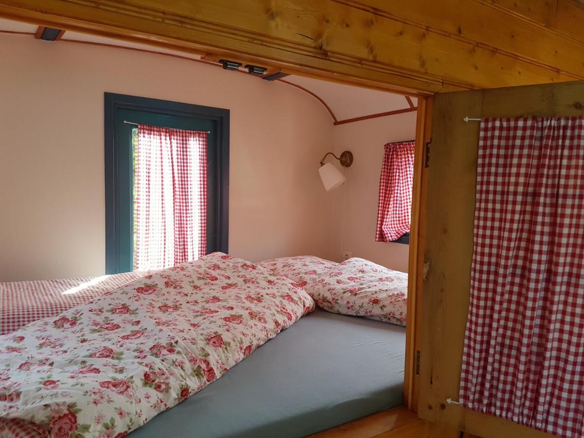 Gezellig Pipowagen In Oostvoorne 빌라 외부 사진